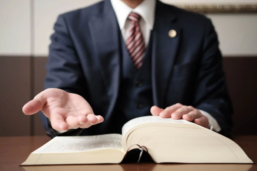 一文厘清：从受工伤到拿到工伤赔偿款需多久——有工伤保险篇（附工伤认定申请所需材料清单）